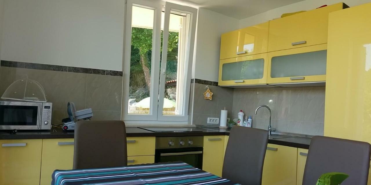 Tramuntana Holiday Home Porozina エクステリア 写真