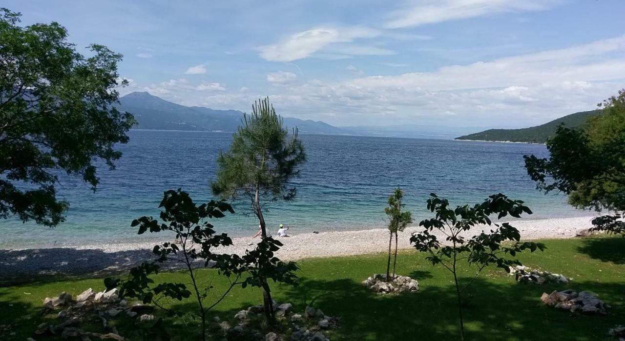 Tramuntana Holiday Home Porozina エクステリア 写真
